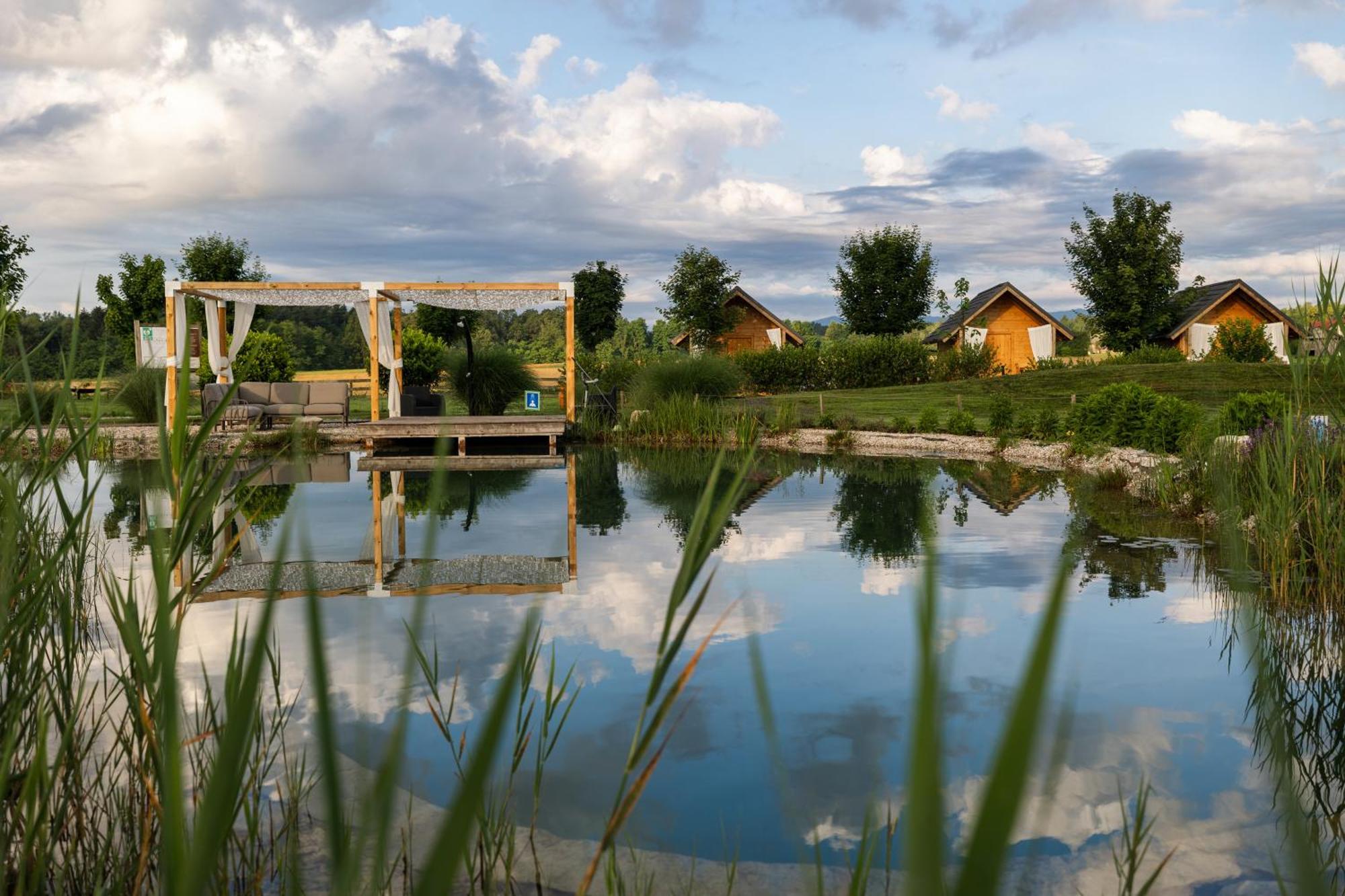 Glamping Kolpa Resort Gradac Buitenkant foto