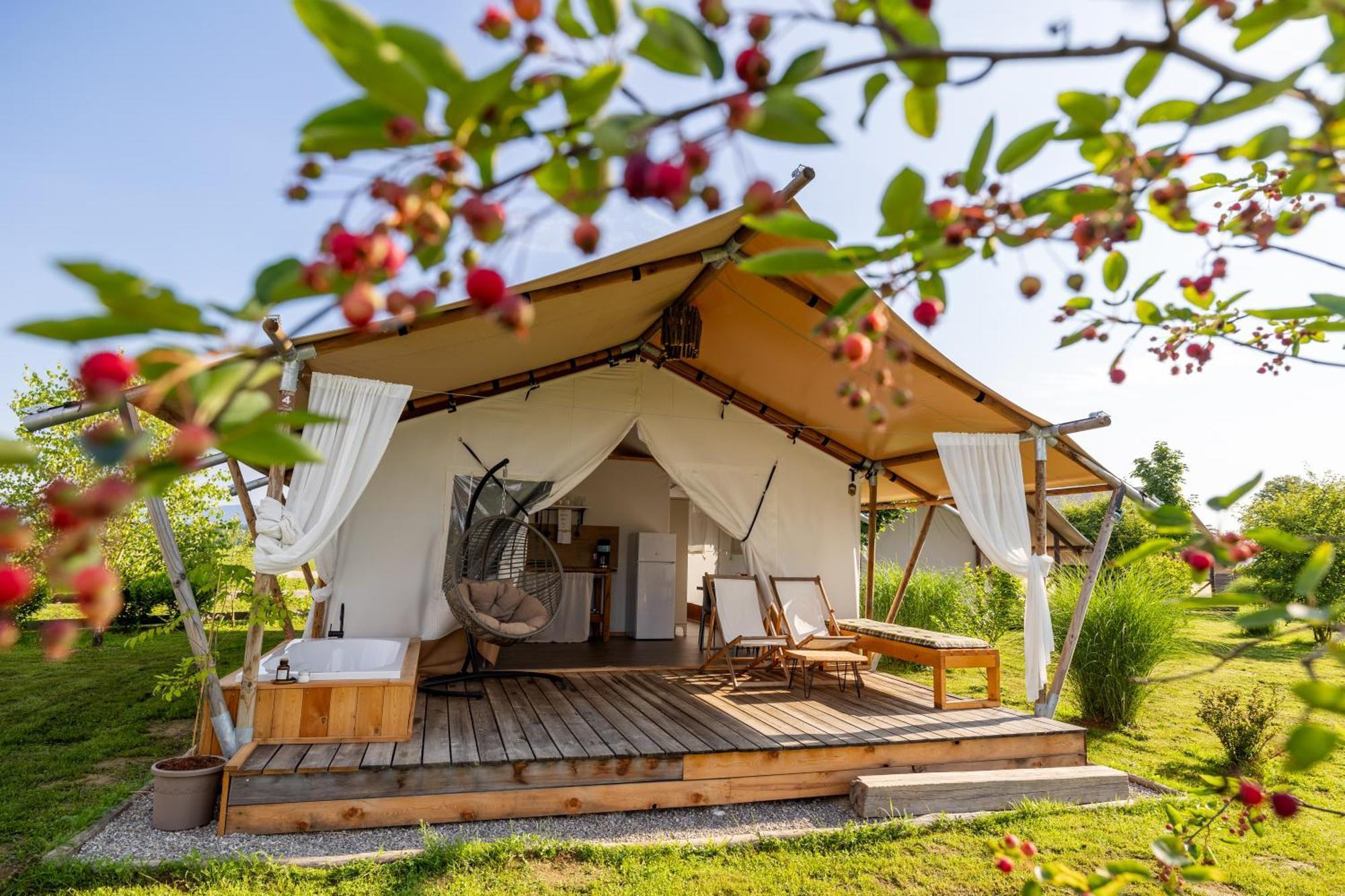 Glamping Kolpa Resort Gradac Buitenkant foto