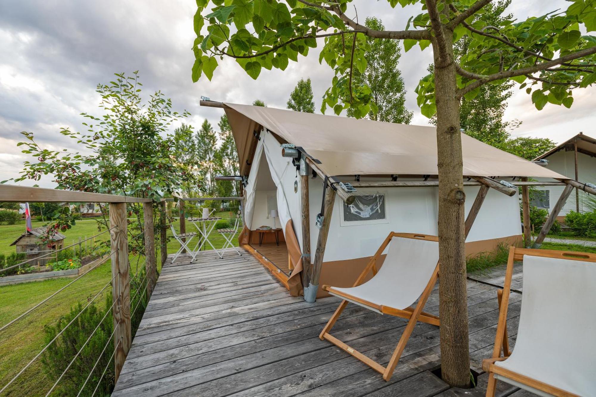 Glamping Kolpa Resort Gradac Buitenkant foto