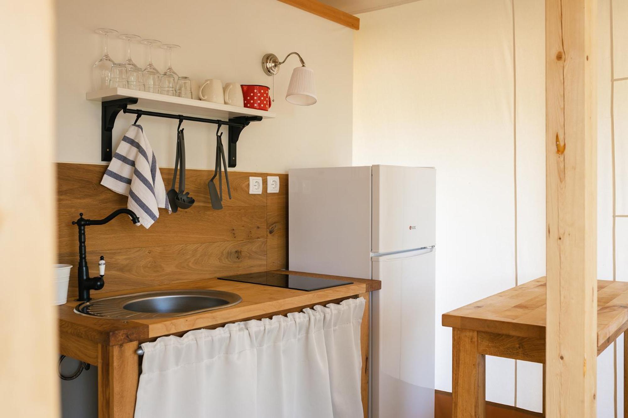 Glamping Kolpa Resort Gradac Buitenkant foto